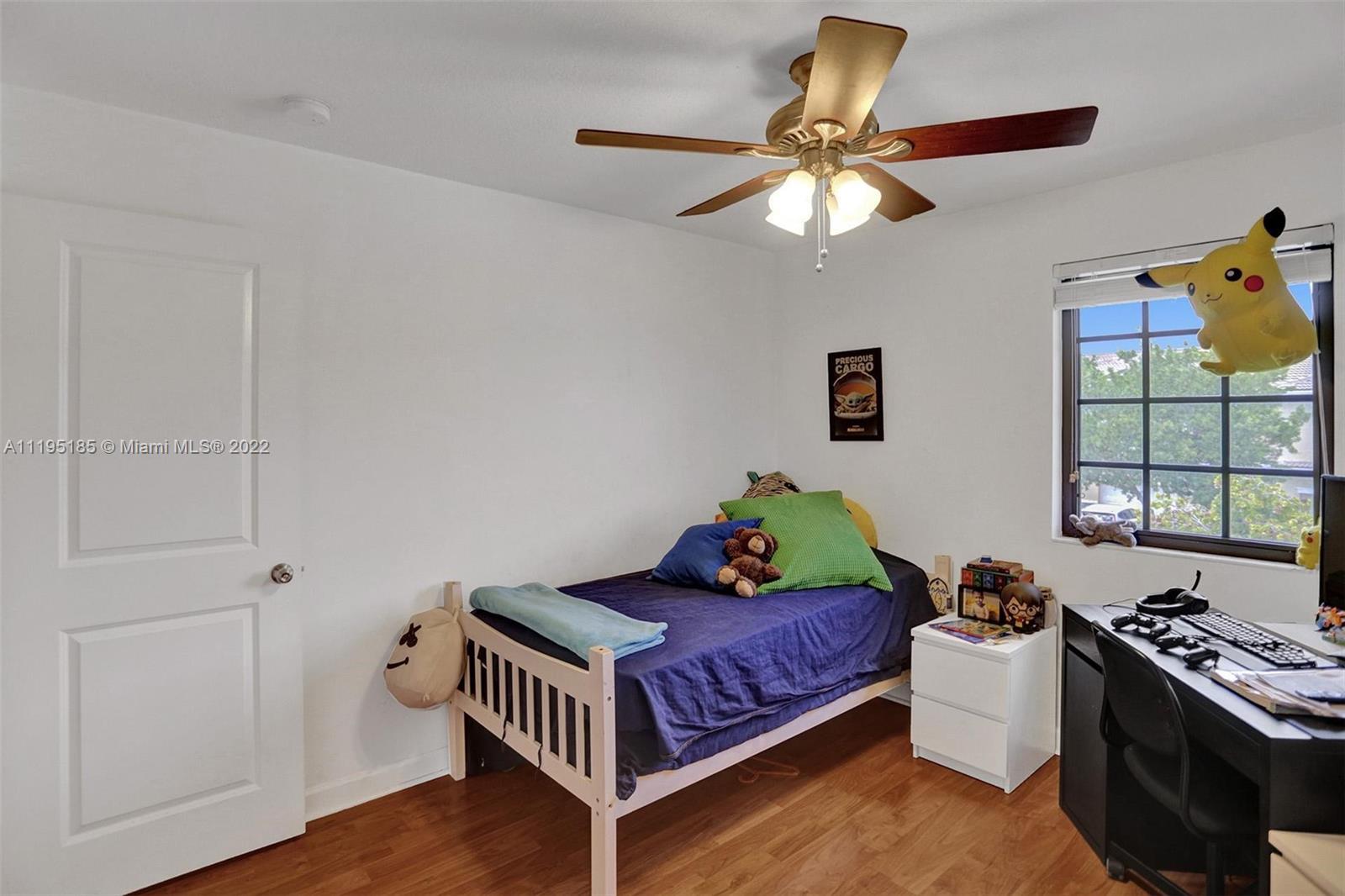 CHAMPION LAKES - Residential Lease