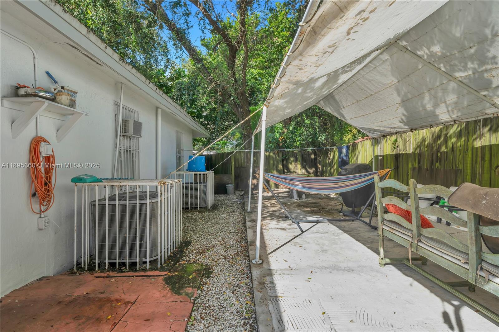 BAY VISTA PARK - Residential Income
