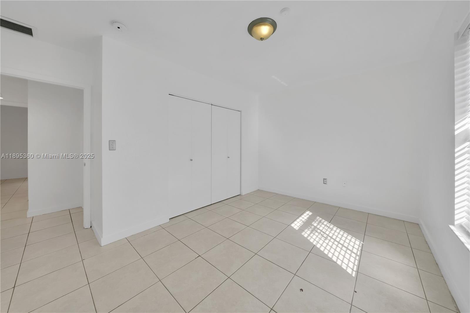 BAY VISTA PARK - Residential Income