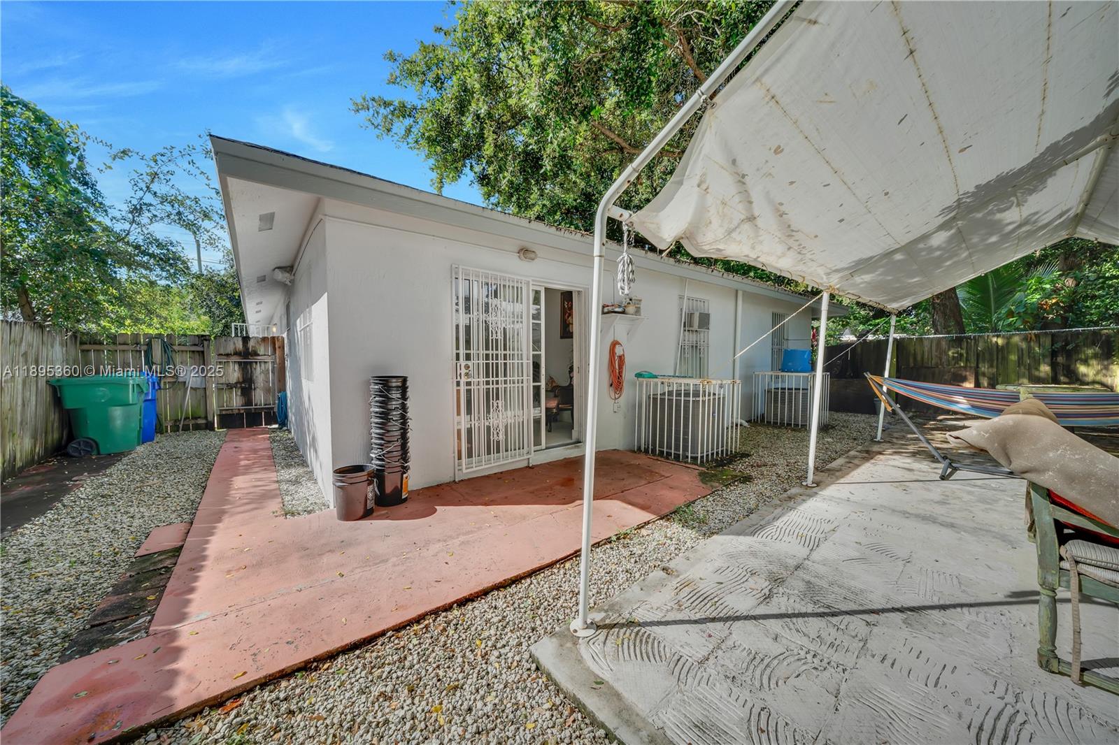 BAY VISTA PARK - Residential Income