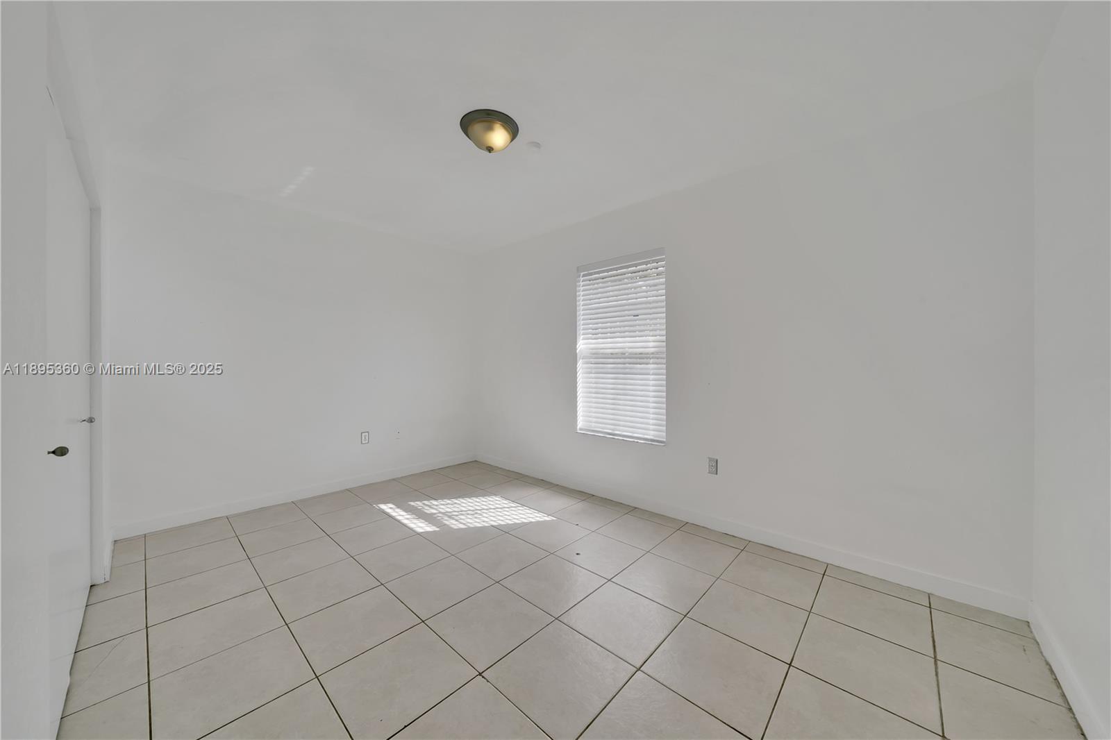 BAY VISTA PARK - Residential Income