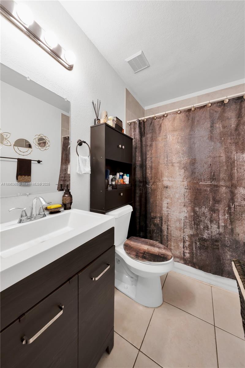 BAY VISTA PARK - Residential Income