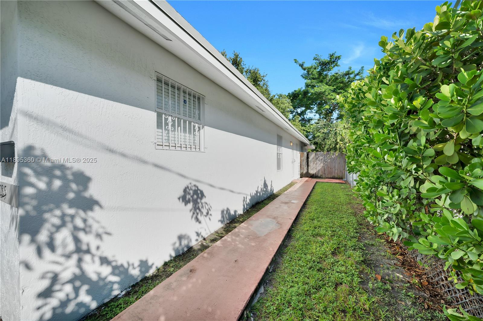 BAY VISTA PARK - Residential Income