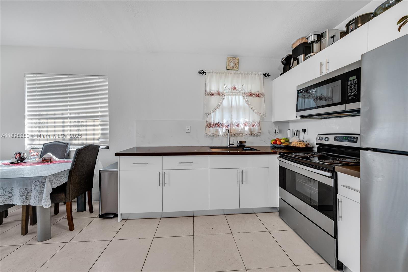BAY VISTA PARK - Residential Income