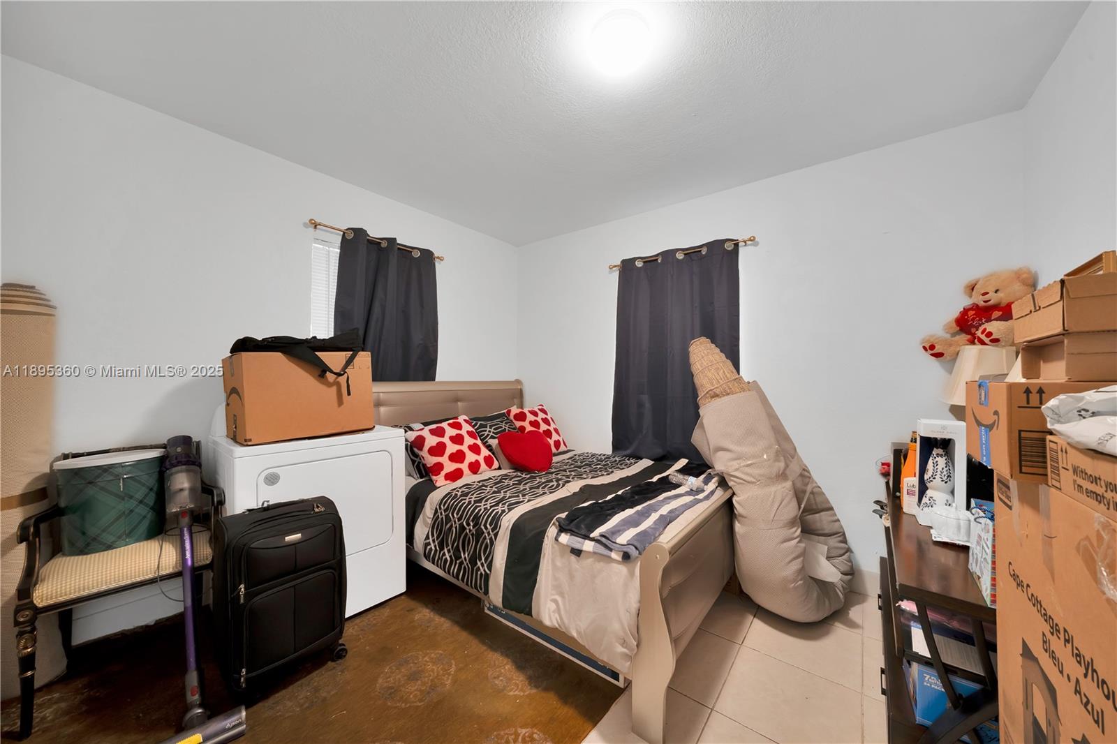 BAY VISTA PARK - Residential Income