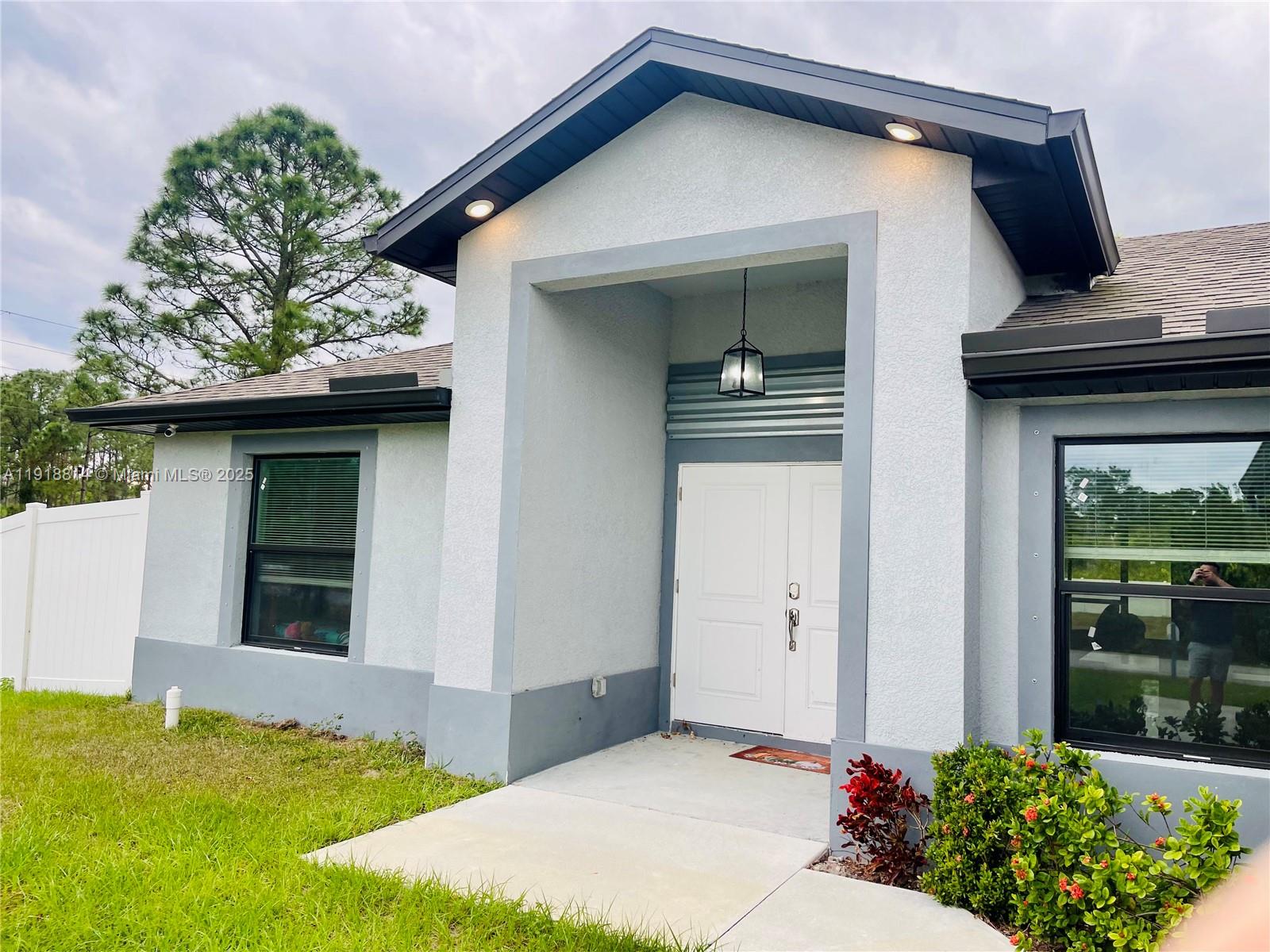 Lee County Unincorporated - Residential Lease