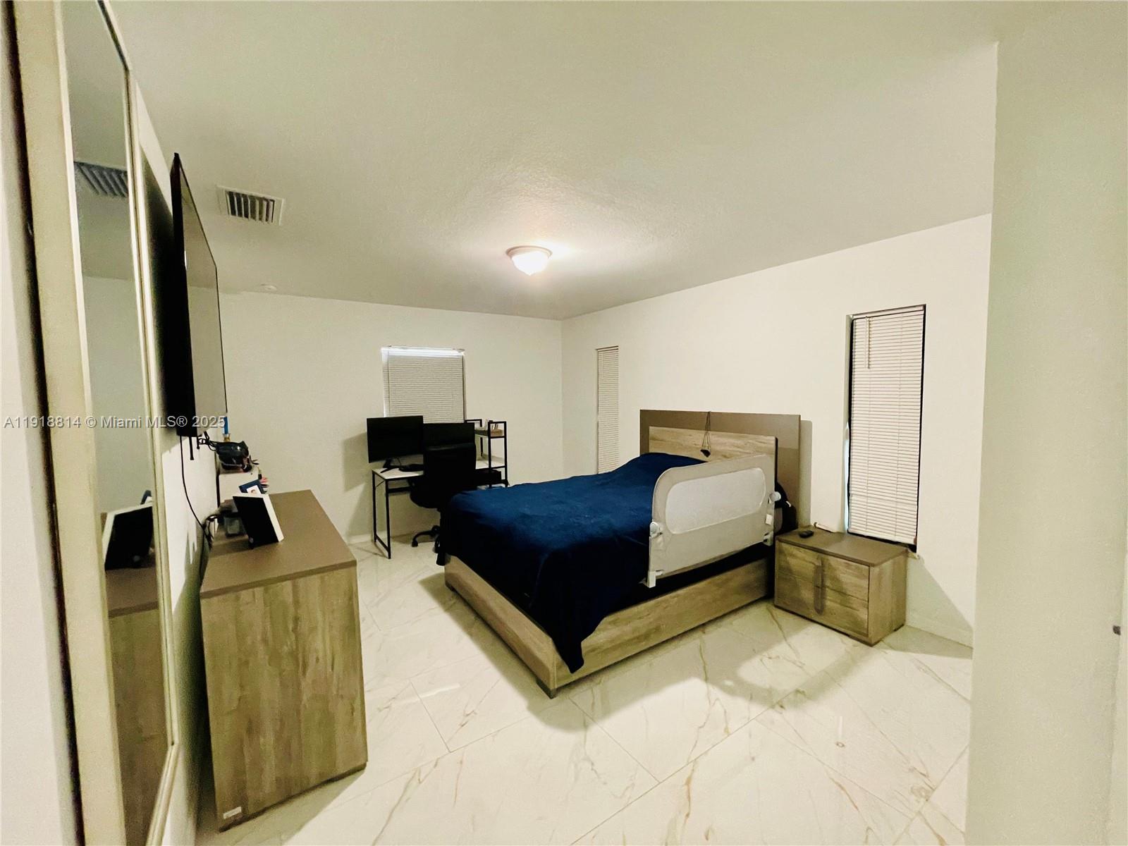 Lee County Unincorporated - Residential Lease