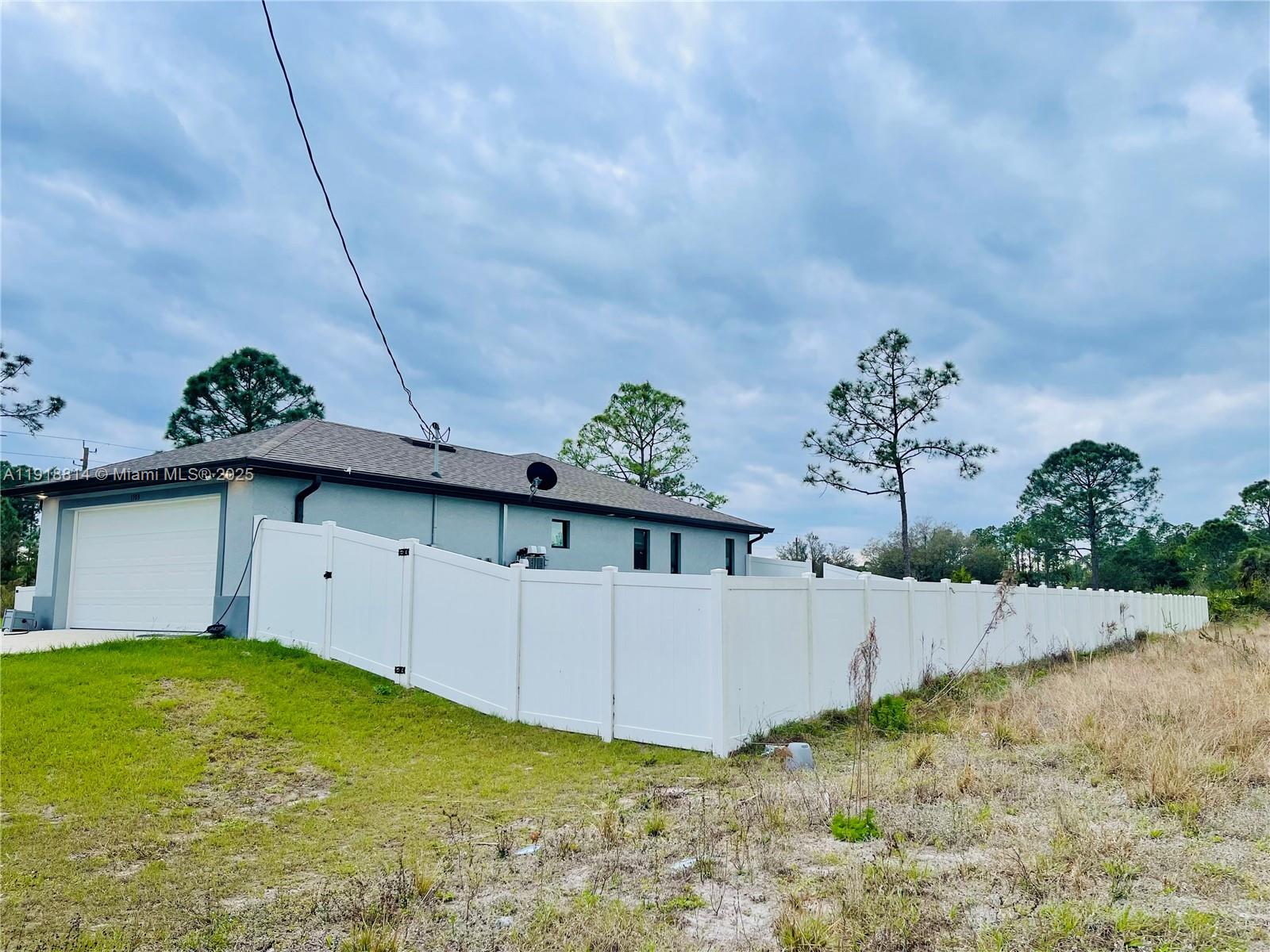 Lee County Unincorporated - Residential Lease