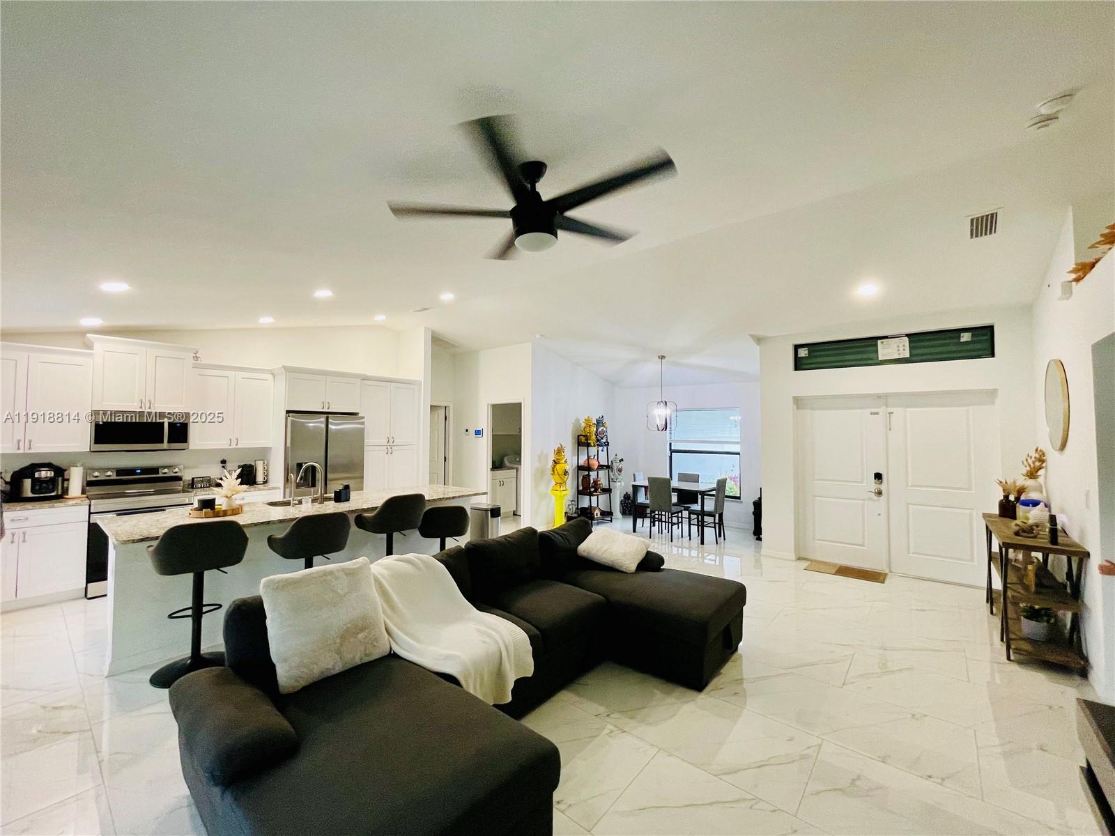 Lee County Unincorporated - Residential Lease