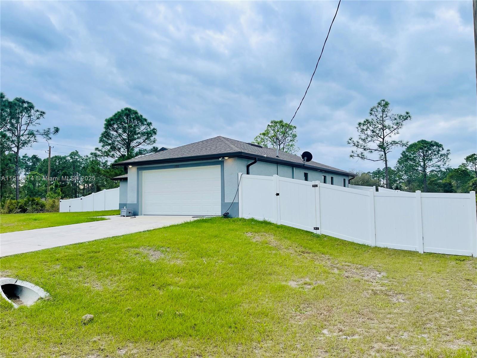 Lee County Unincorporated - Residential Lease
