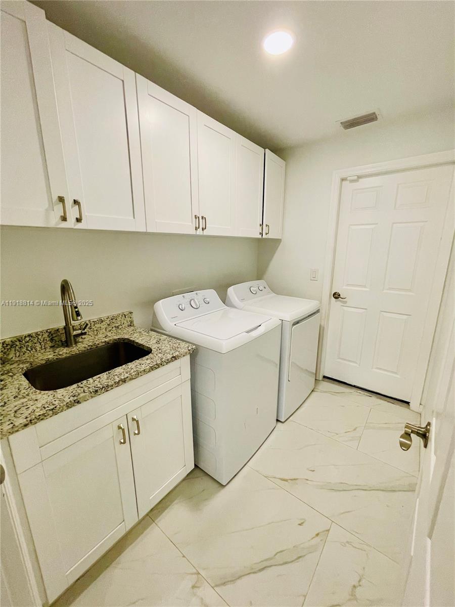 Lee County Unincorporated - Residential Lease