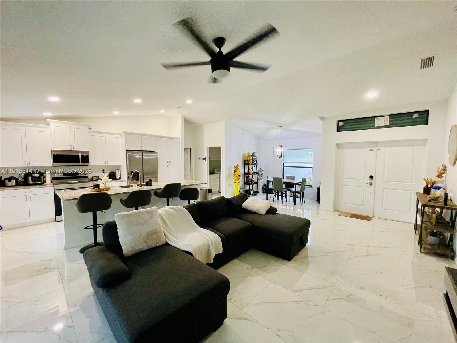 Lee County Unincorporated - Residential Lease