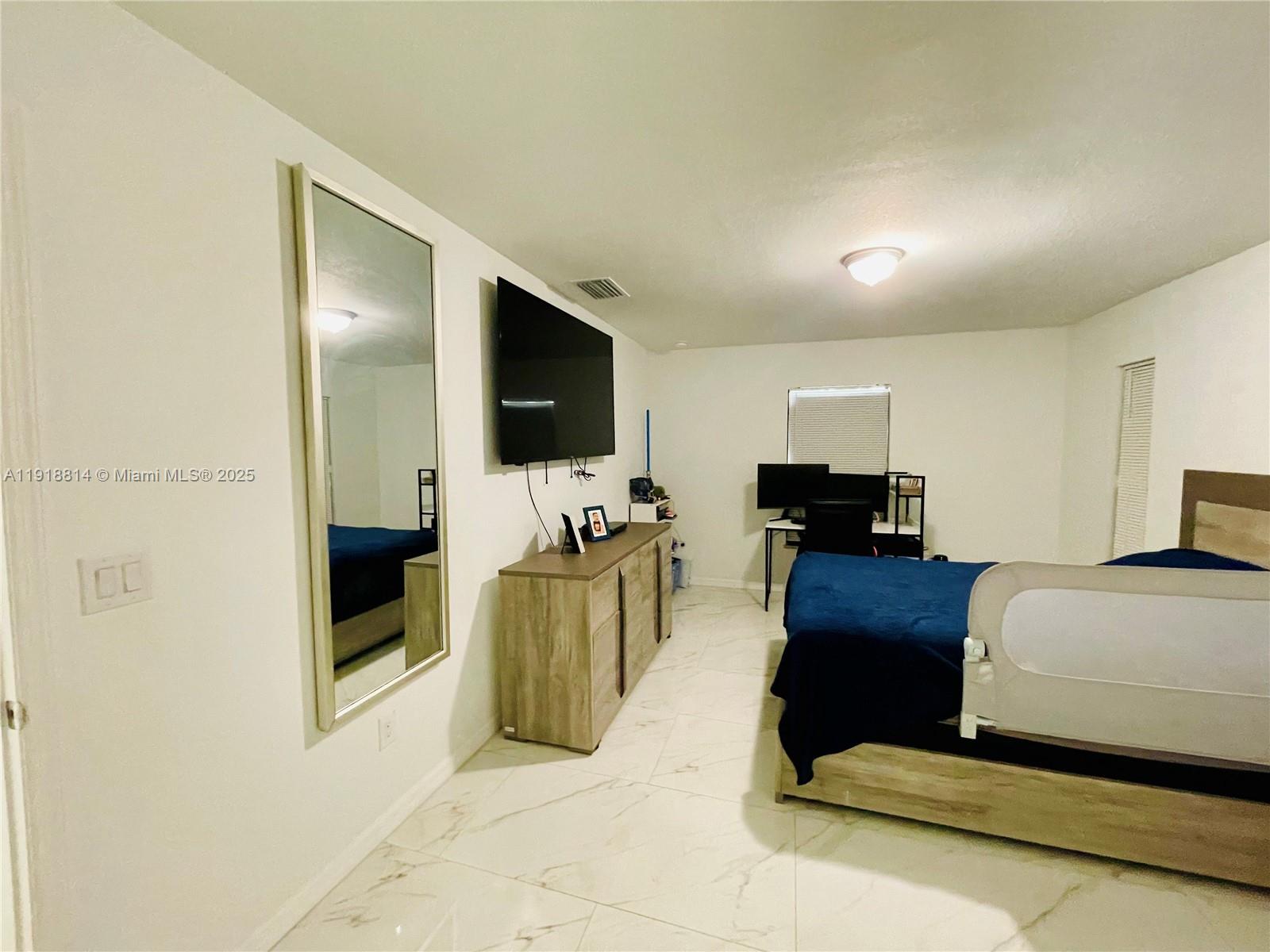 Lee County Unincorporated - Residential Lease