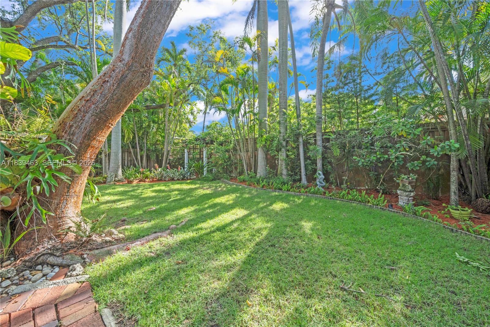 NATOMA MANORS - Residential