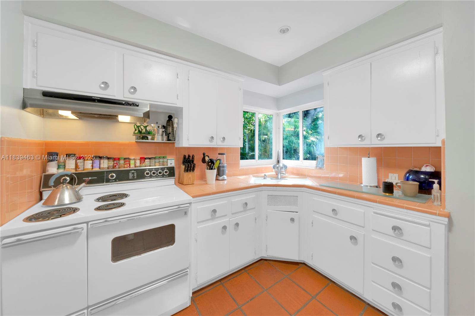 NATOMA MANORS - Residential