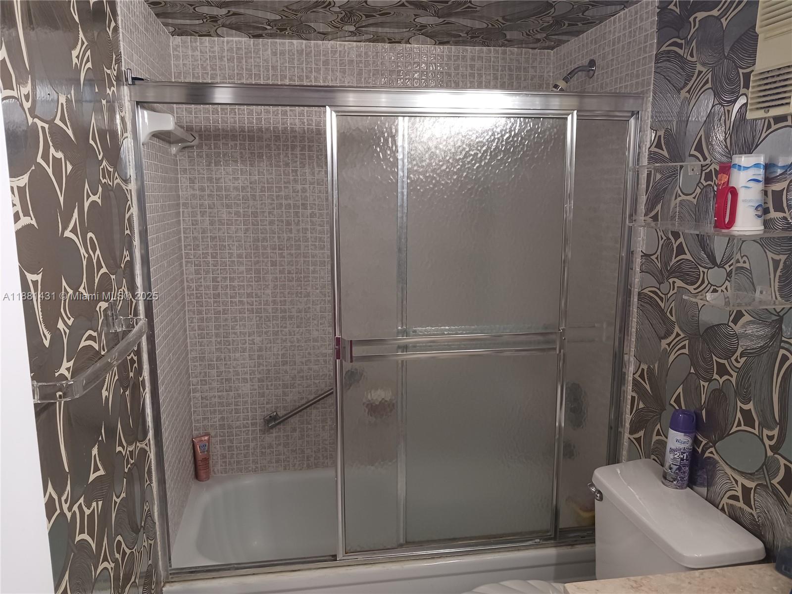 PARK PLACE CONDOMINIUM NO - Residential