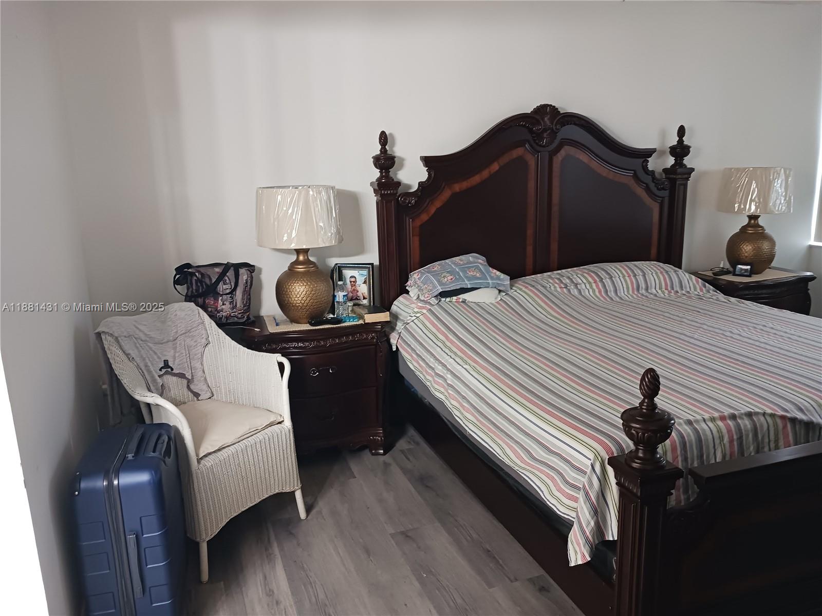 PARK PLACE CONDOMINIUM NO - Residential