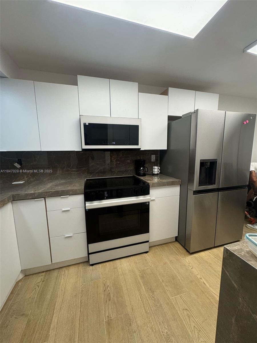 10044 S Ocean Dr 105