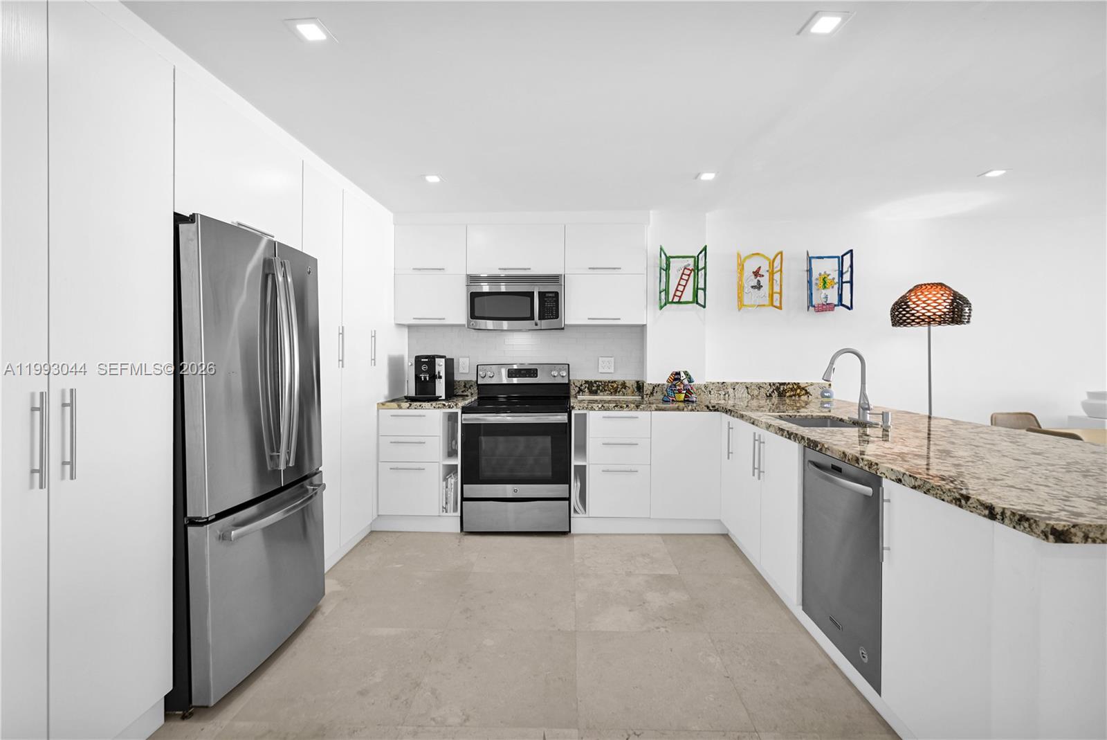 OCEANSIDE PLAZA CONDO - Residential