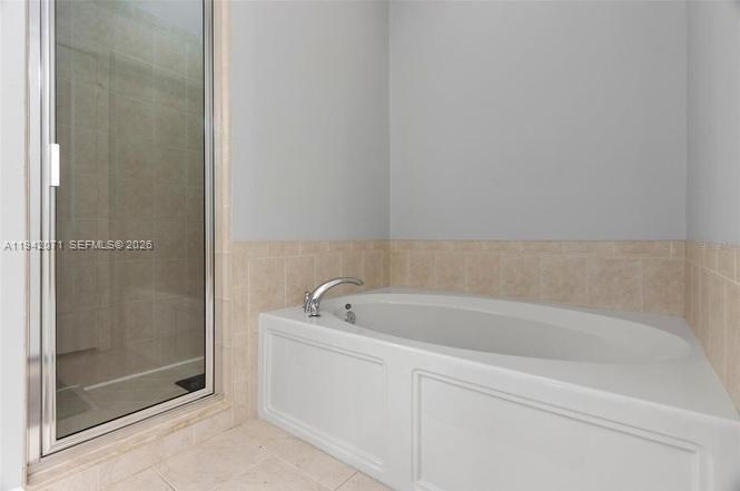 RIVER OAKS - Residential