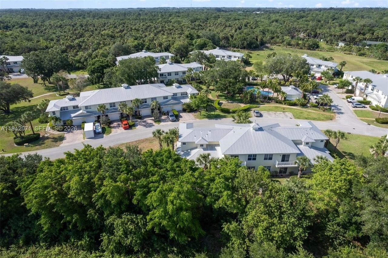 RIVER OAKS - Residential