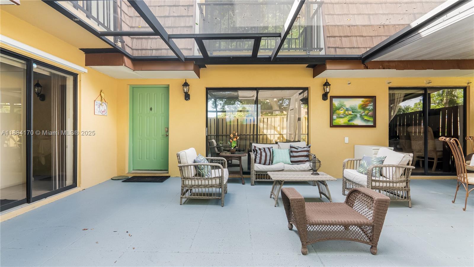 SHERWOOD LAKES - Residential