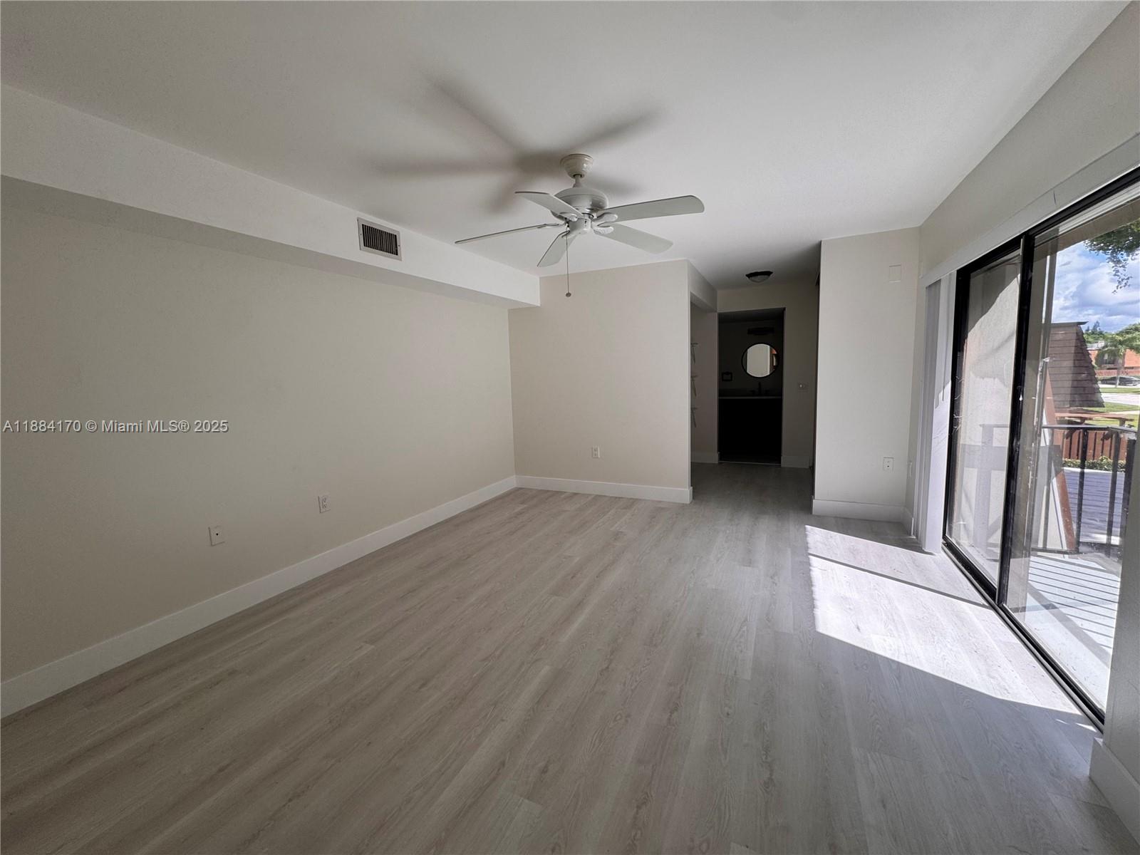 SHERWOOD LAKES - Residential