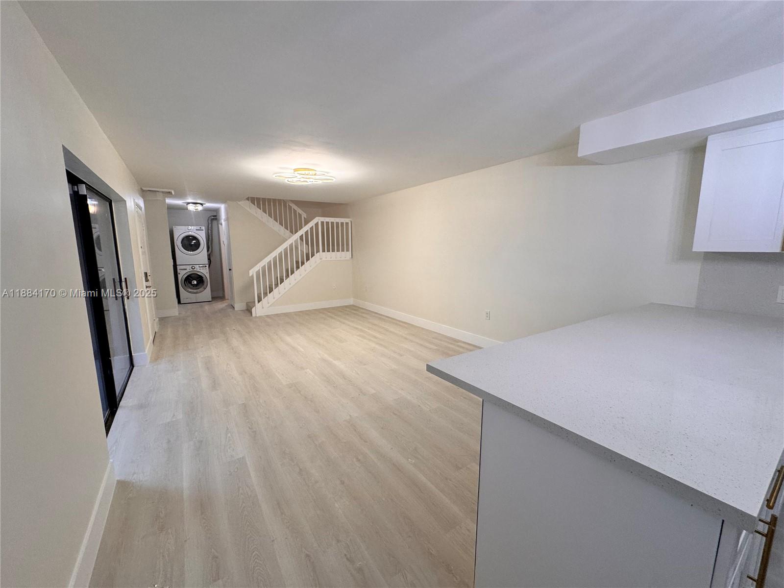 SHERWOOD LAKES - Residential