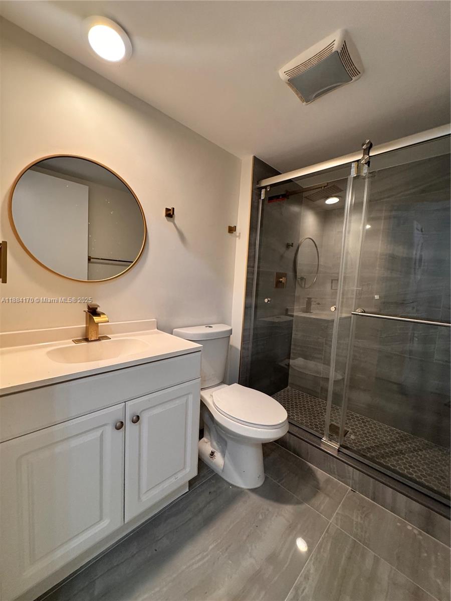 SHERWOOD LAKES - Residential