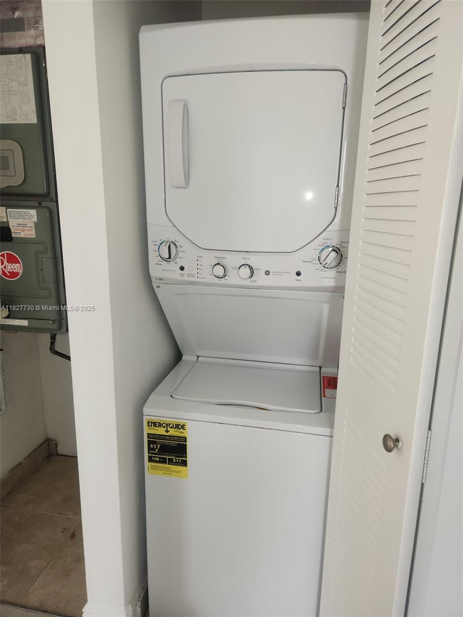 TUSCANY POINTE VILLAS CON - Residential