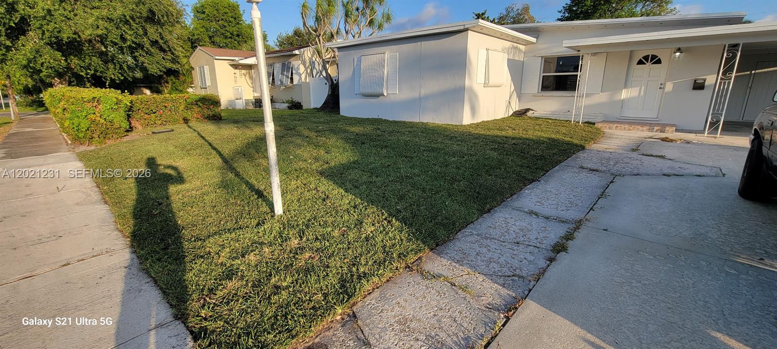 BOWERS PARK - Residential