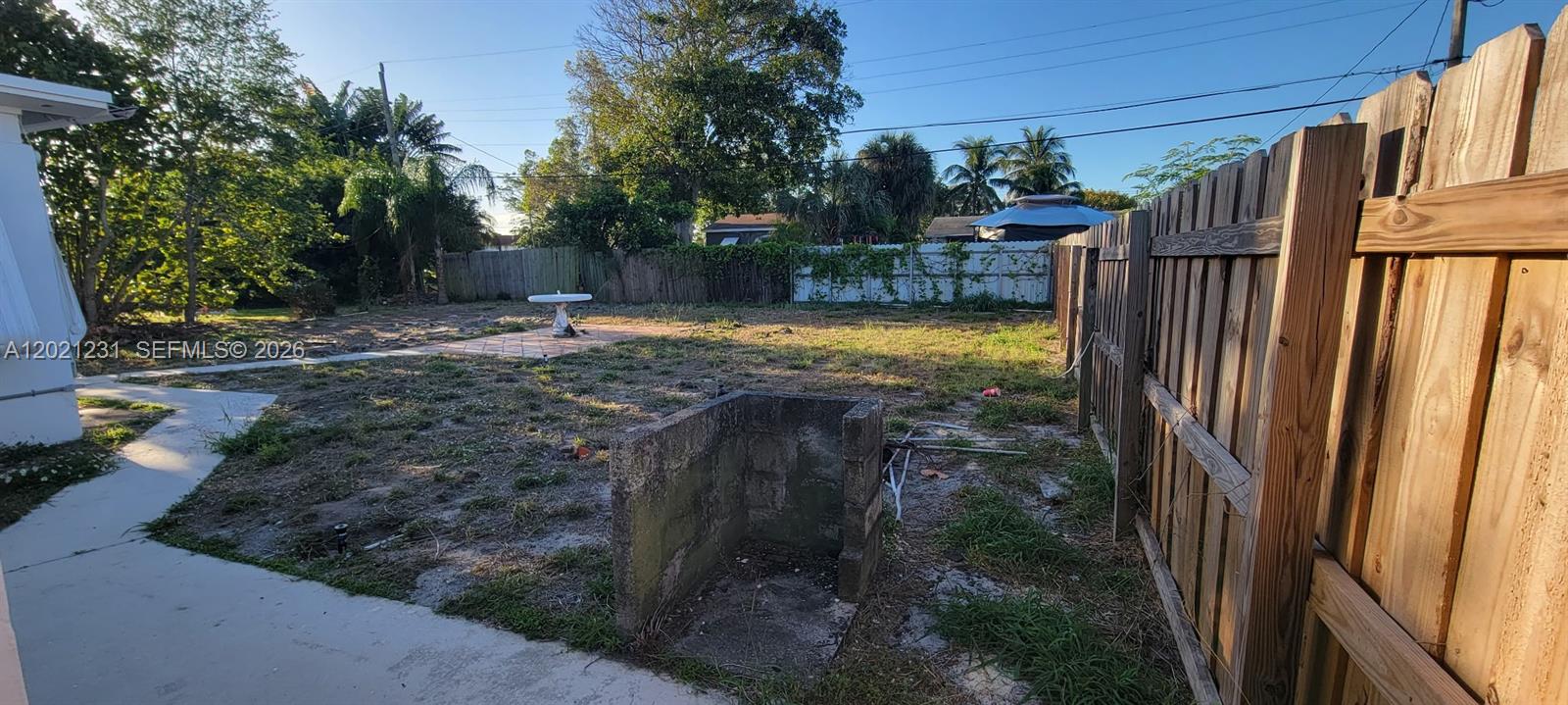 142 SE 4th ave