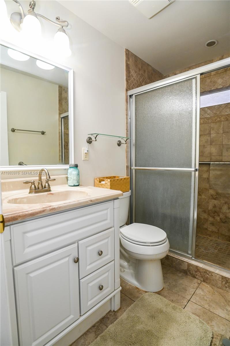 OAK LAKES - Residential