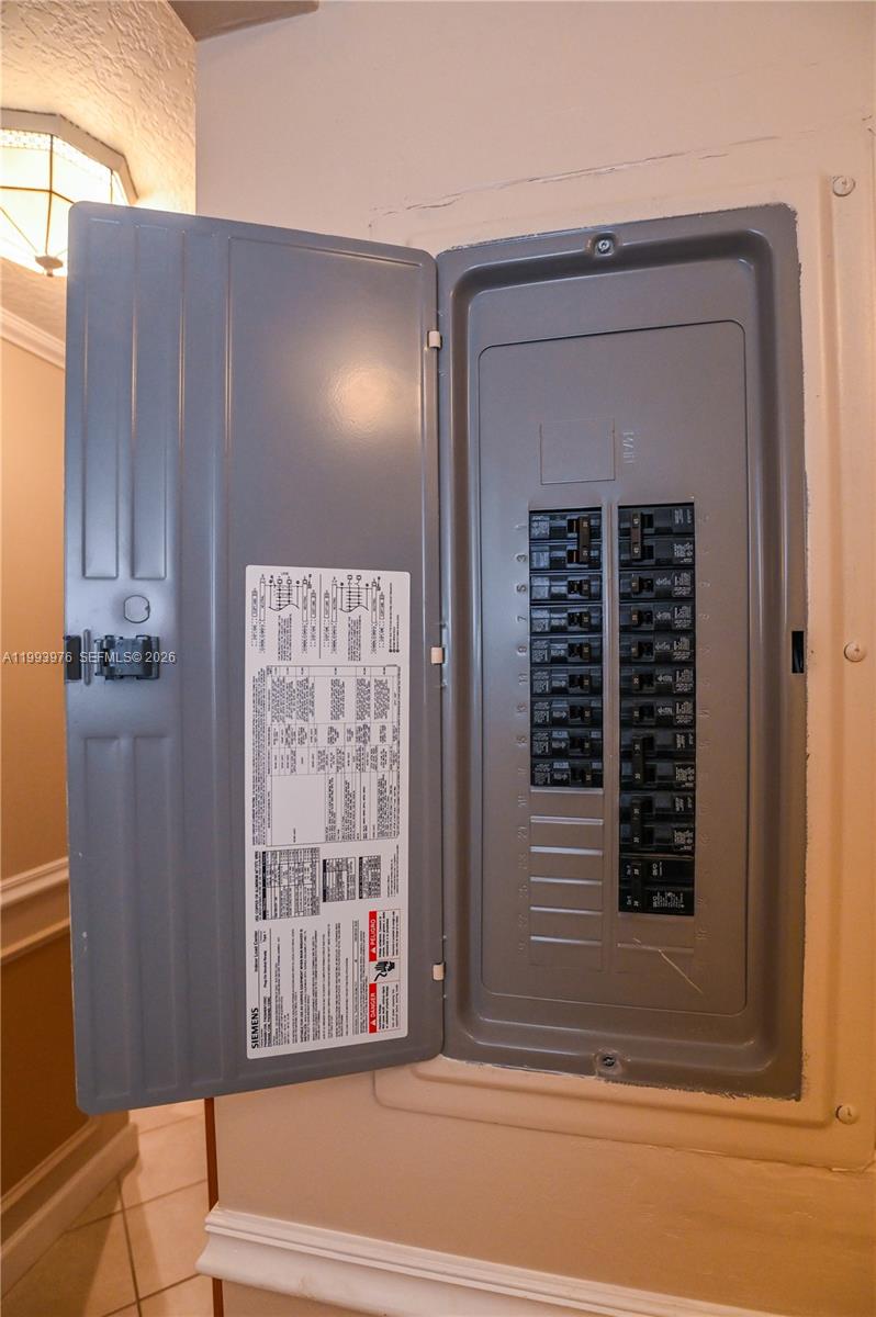 OAK LAKES - Residential