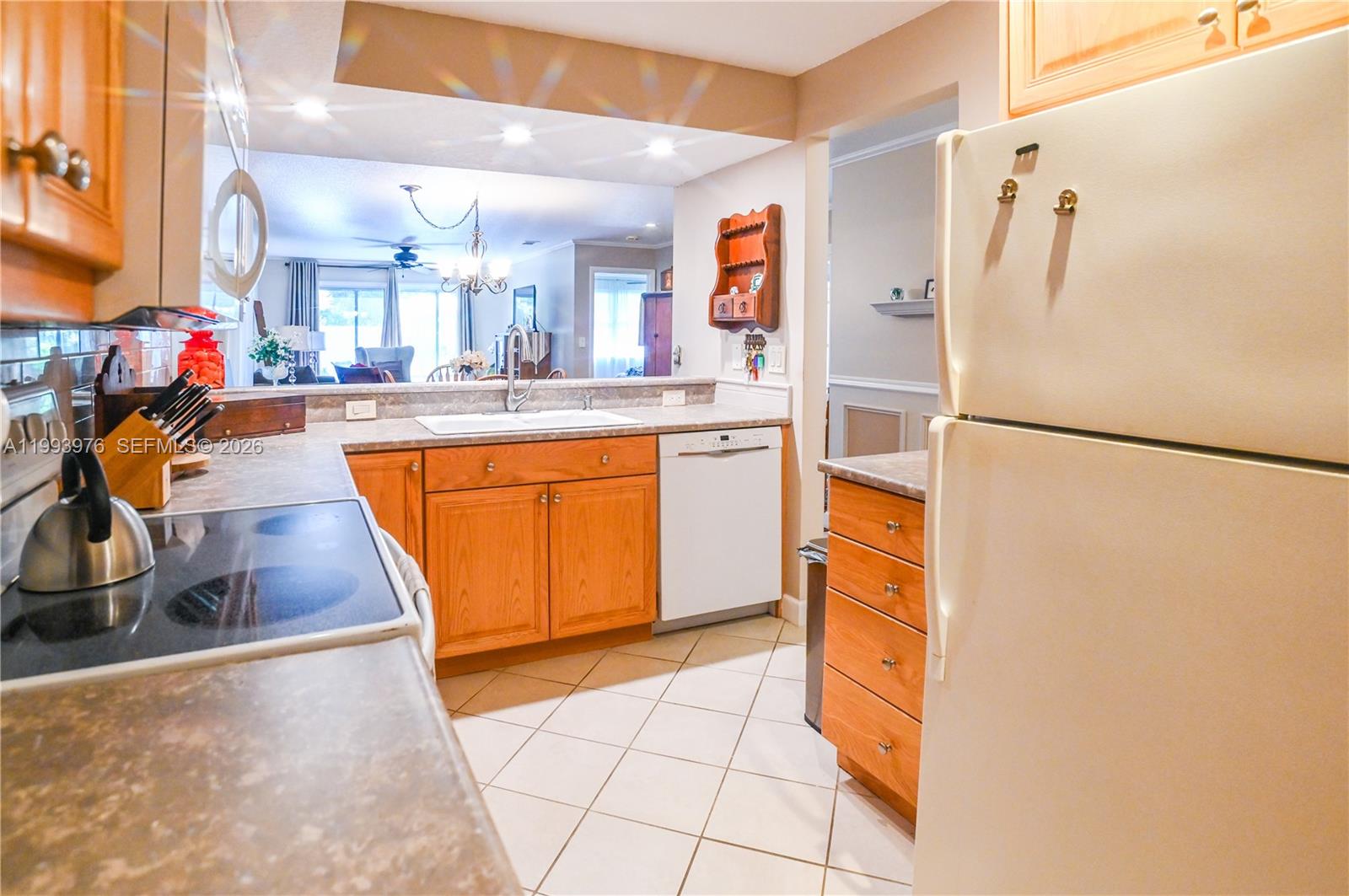 OAK LAKES - Residential