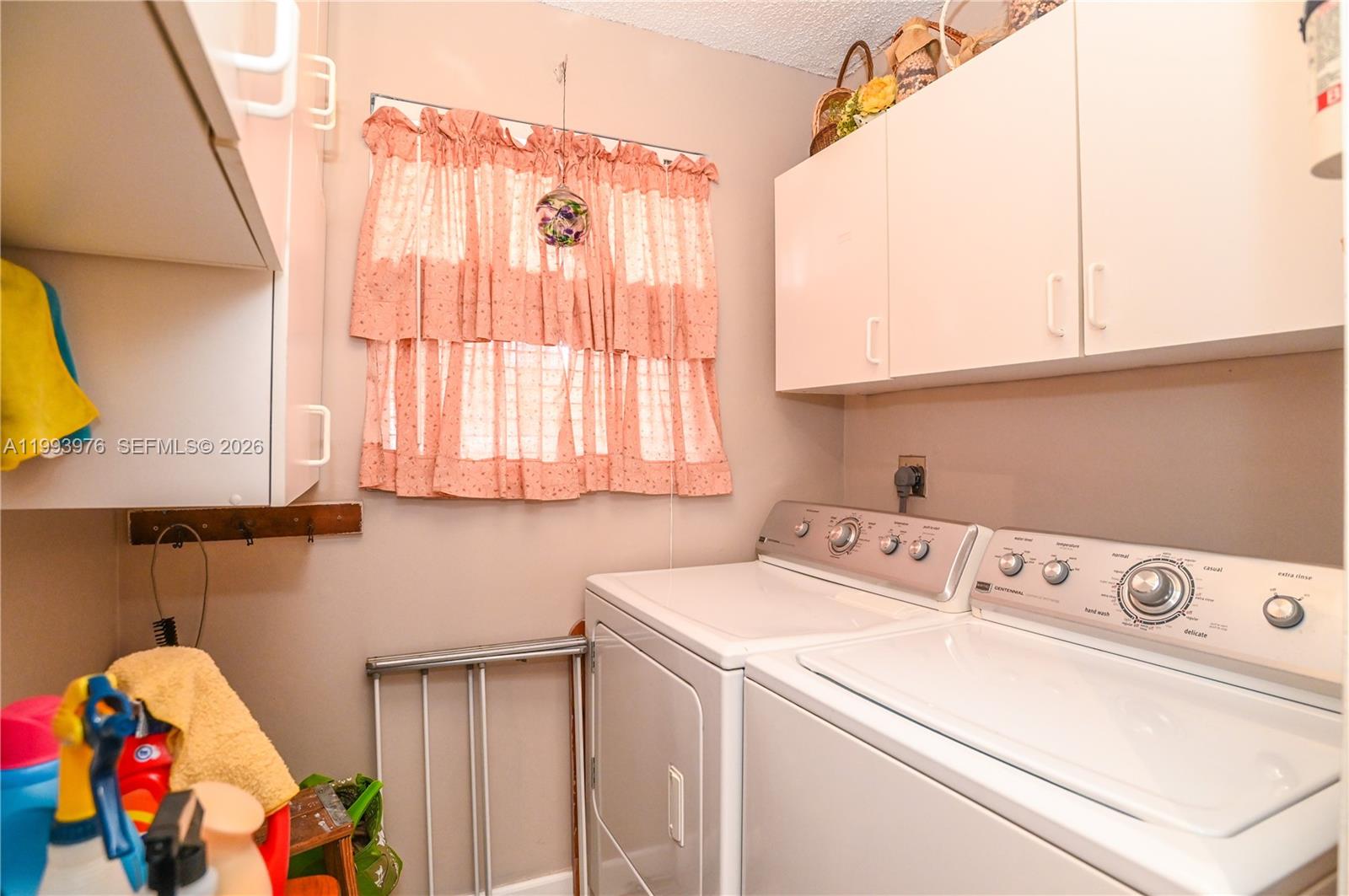 OAK LAKES - Residential