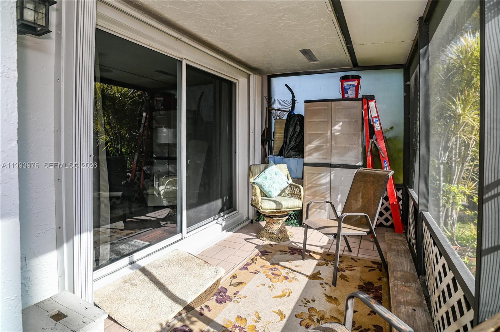 OAK LAKES - Residential