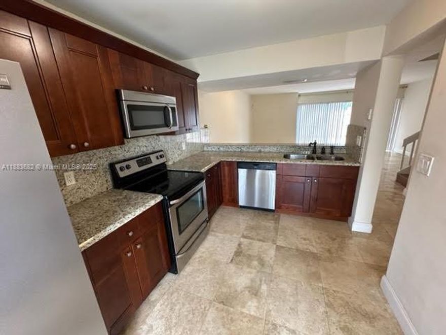 This beautiful renovated 2 bedroom, 2.5 Bathroom townhouse in Crystal View townhouse offers modern living
space. The home features wood and ceramic tile flooring, a spacious kitchen with stainless steel appliances. Enjoy
a private fenced backyard, perfect for relaxing or entertaining, along with ample storage and walk in closet. This
unit offer in unit washer and dryer. Ideally located just minutes from the Deerfield beach and has easy access to
95, this townhouse combines convenience, comfort and move in ready!