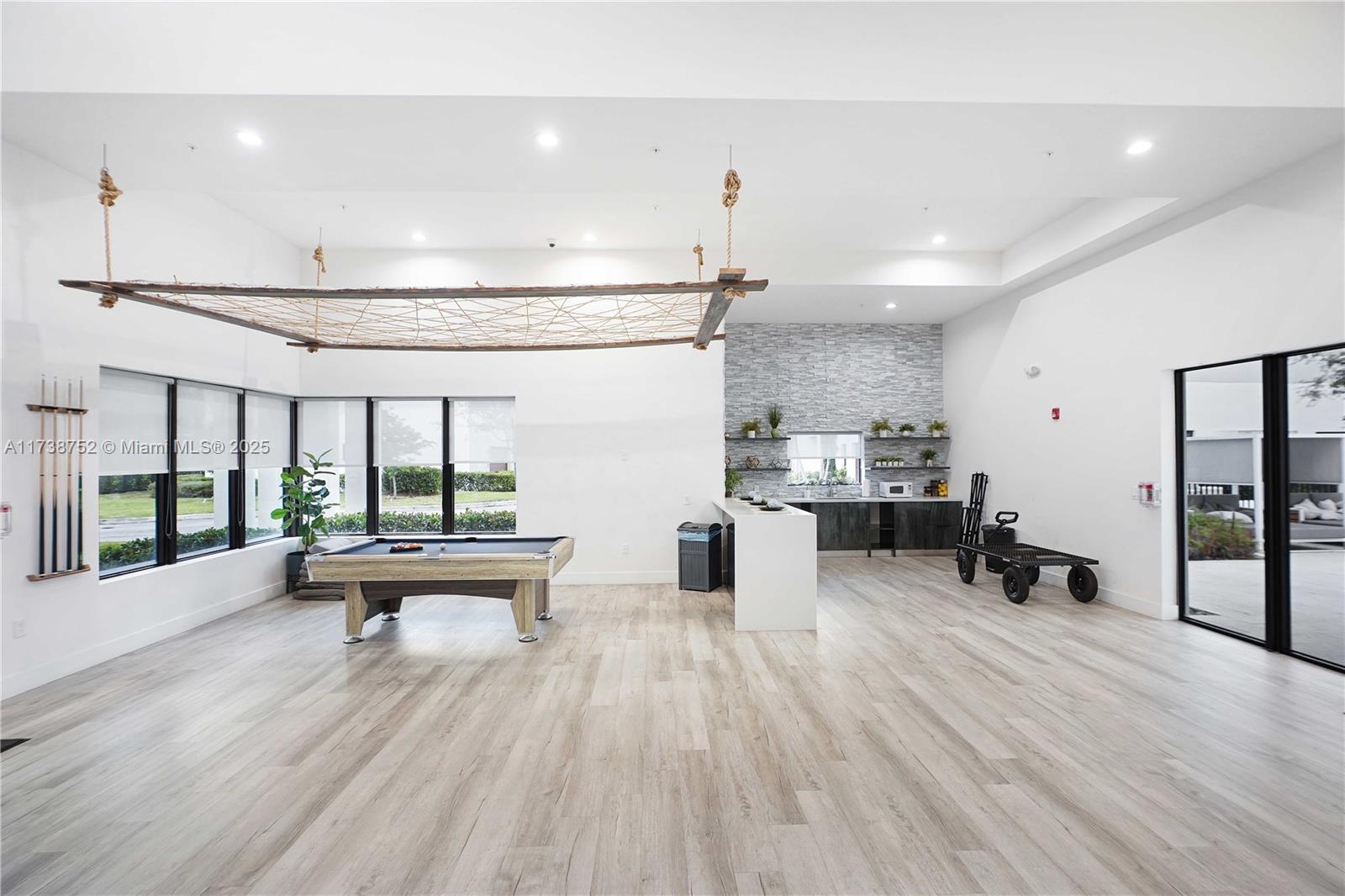 PLANTATION BUSINESS PARK - Residential