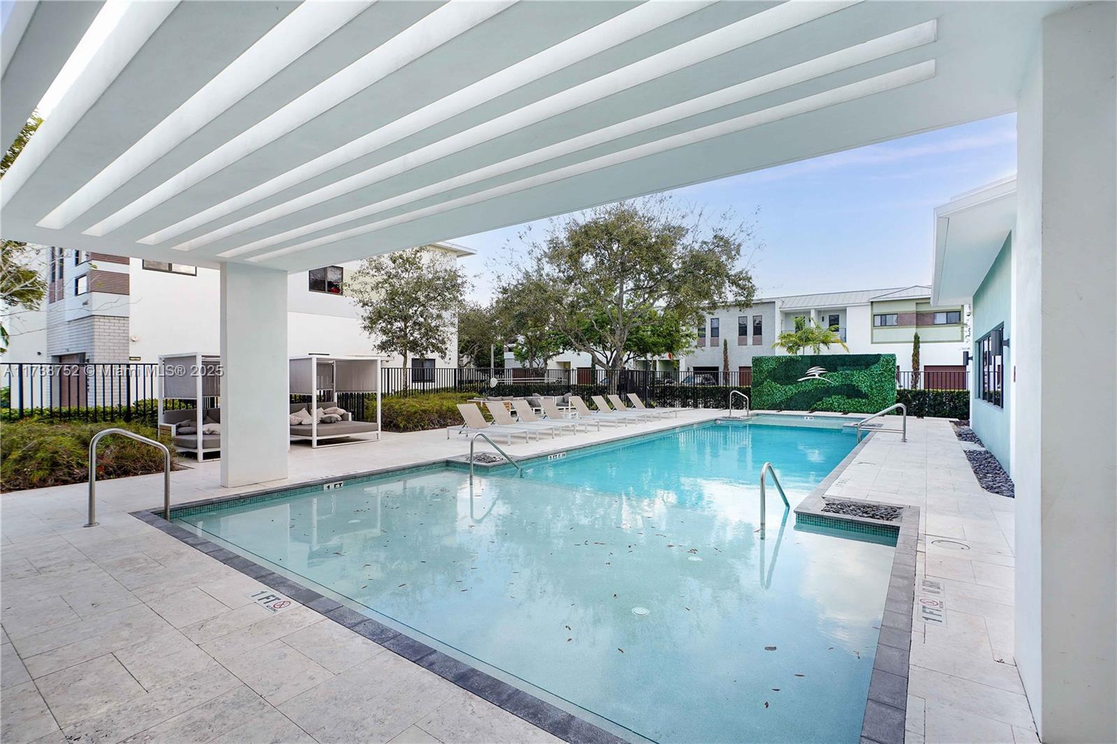 PLANTATION BUSINESS PARK - Residential