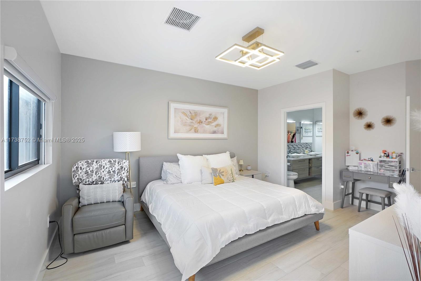 PLANTATION BUSINESS PARK - Residential