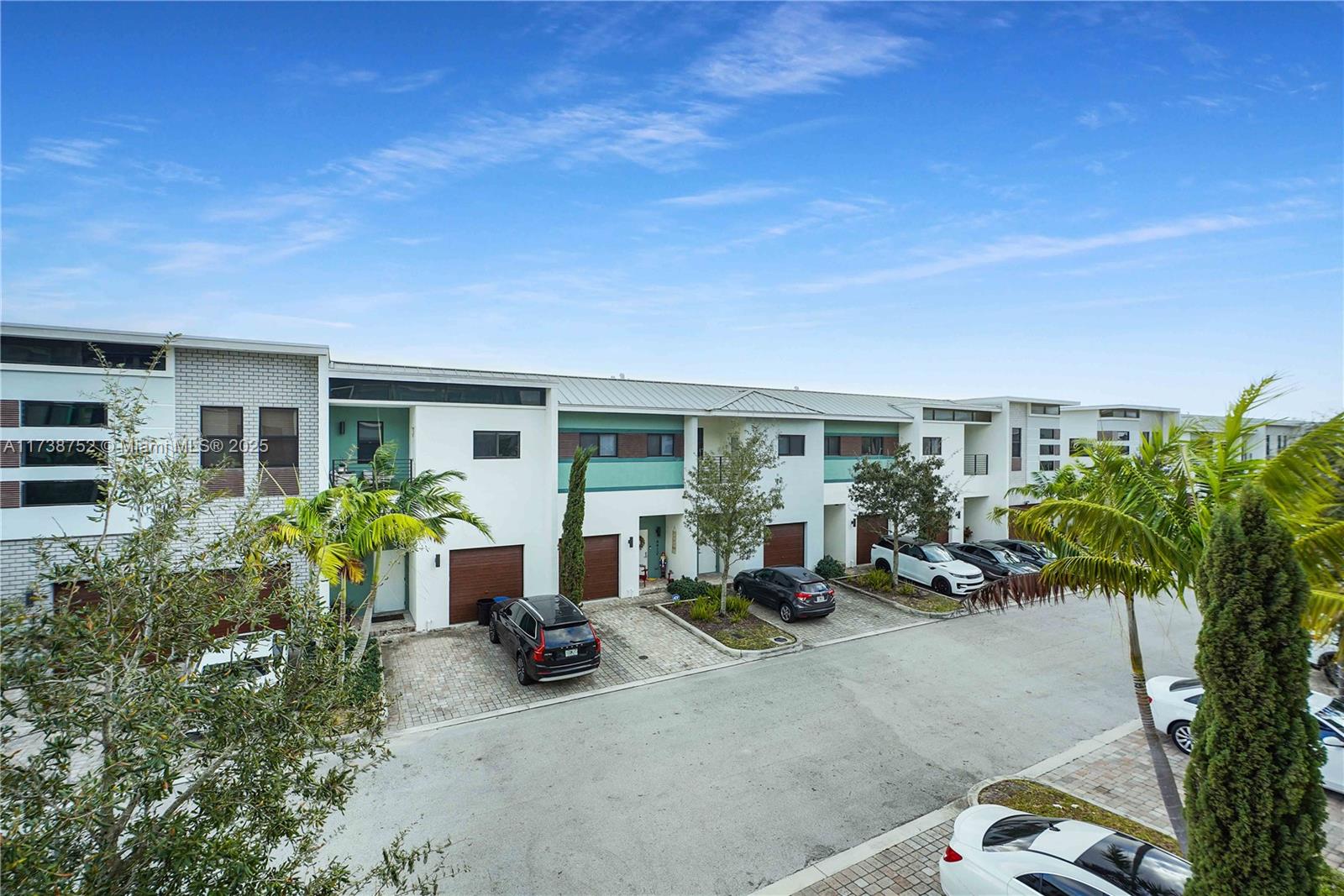 PLANTATION BUSINESS PARK - Residential