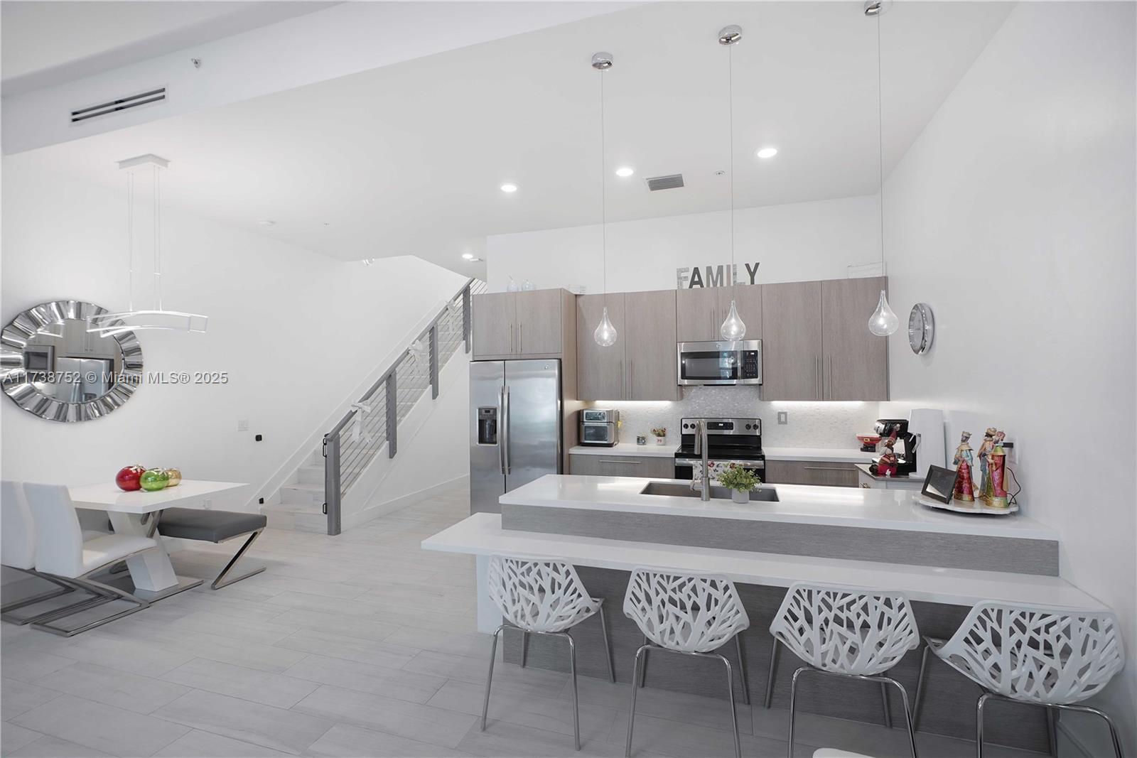PLANTATION BUSINESS PARK - Residential