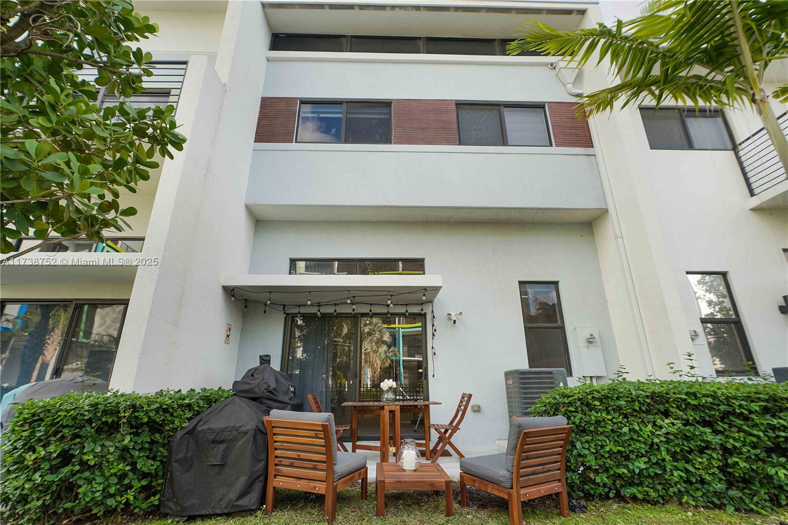 PLANTATION BUSINESS PARK - Residential