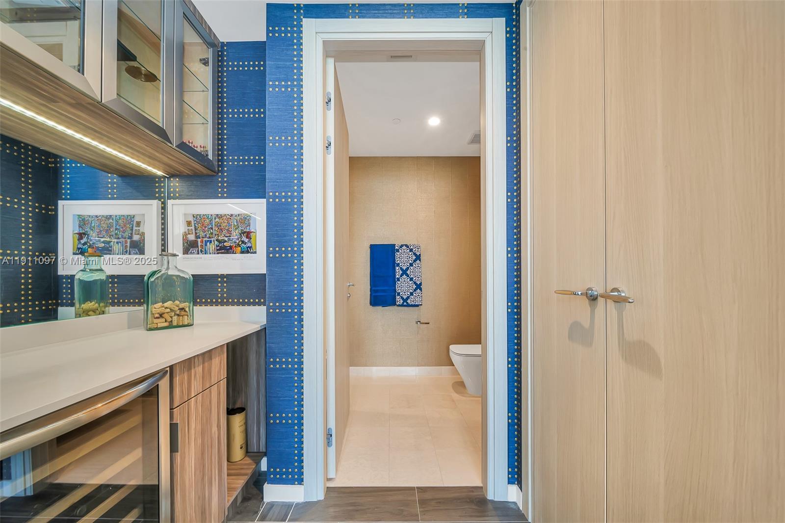 BRICKELL FLATIRON CONDO - Residential