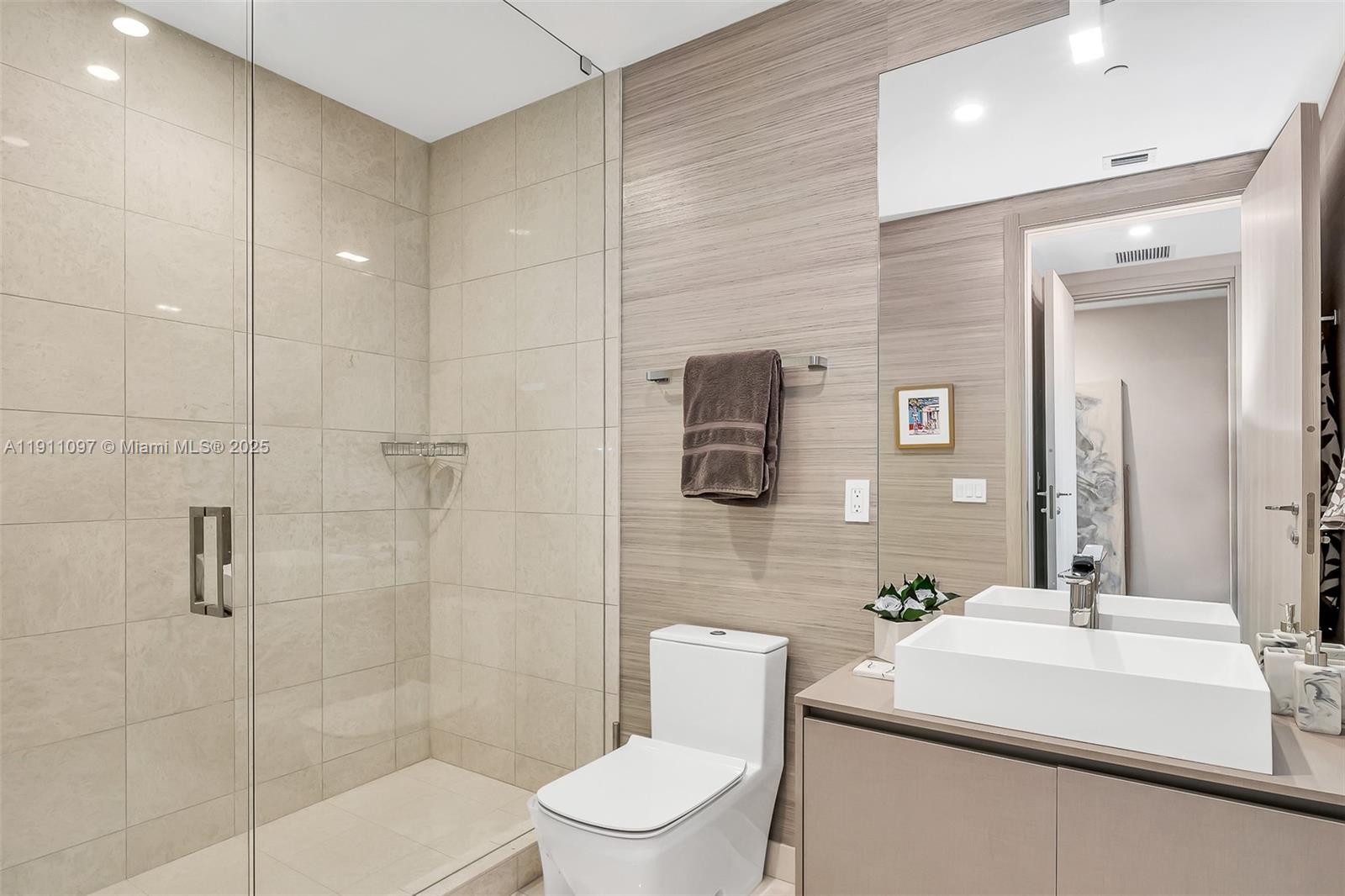 BRICKELL FLATIRON CONDO - Residential