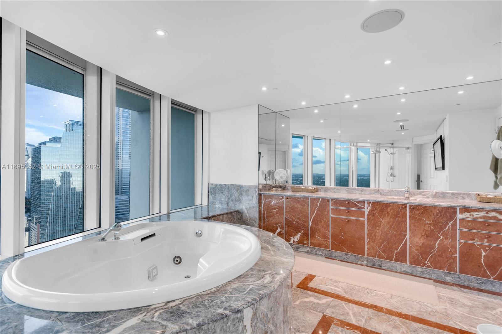 SANTA MARIA CONDO - Residential Lease