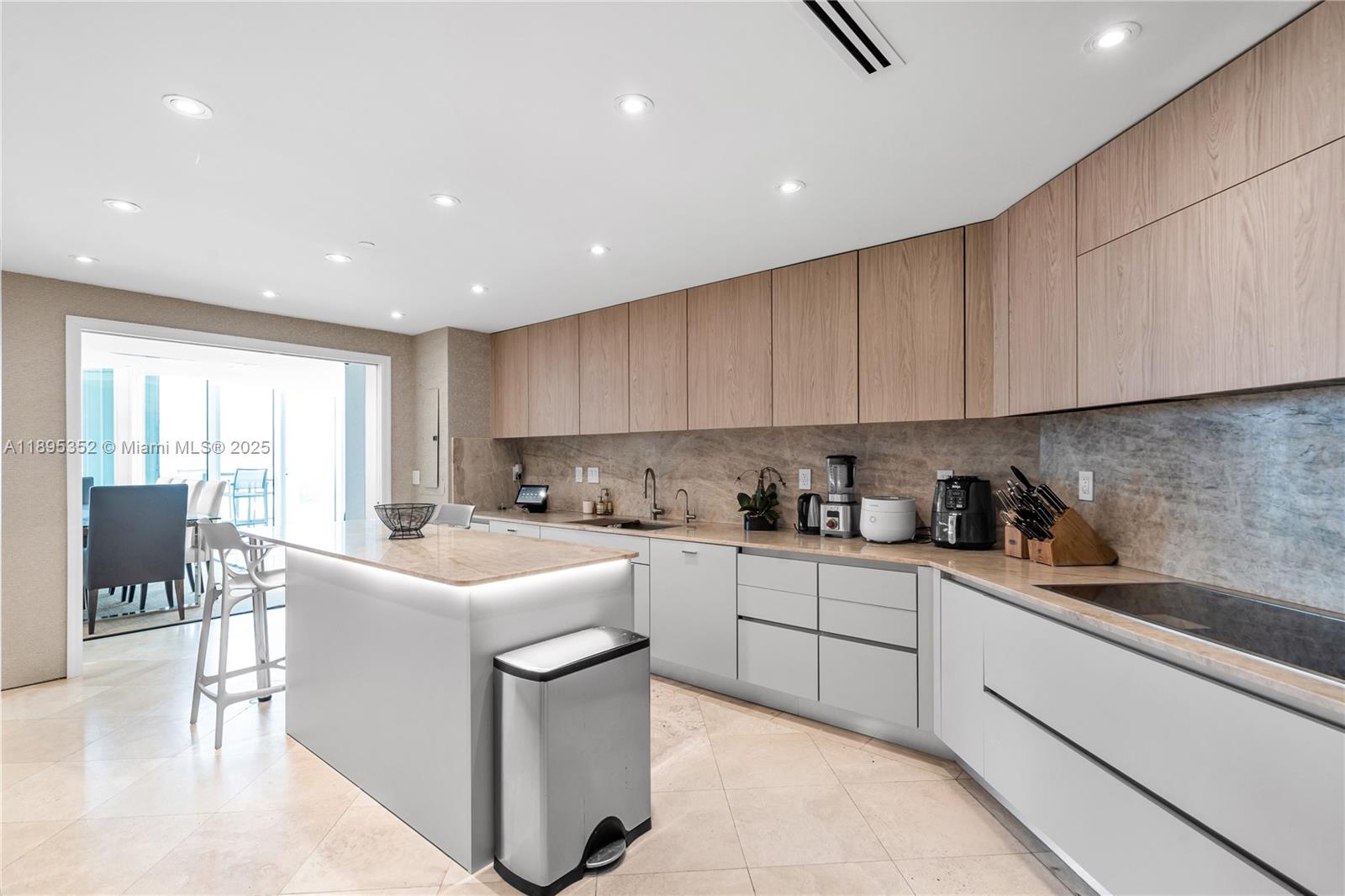 SANTA MARIA CONDO - Residential Lease