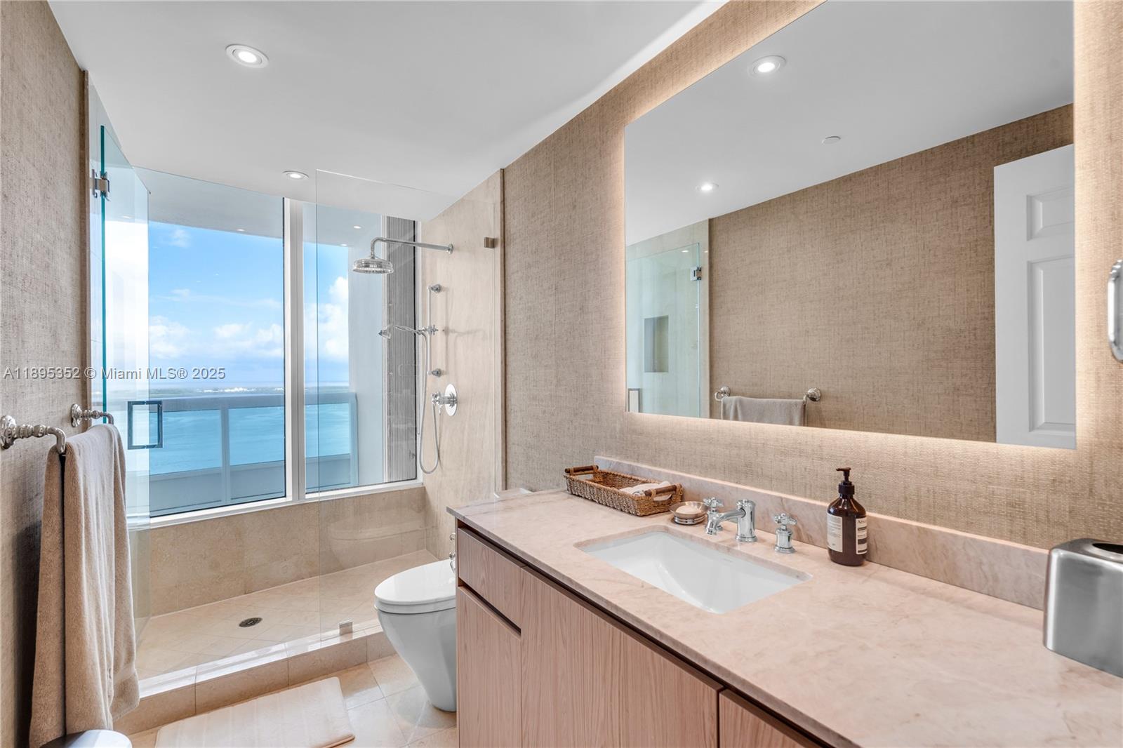 SANTA MARIA CONDO - Residential Lease