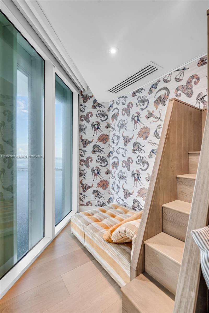 SANTA MARIA CONDO - Residential Lease